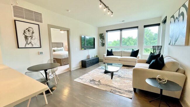 Building Photo - 7480 Carriage Hills Dr