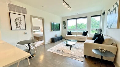 Building Photo - 7480 Carriage Hills Dr