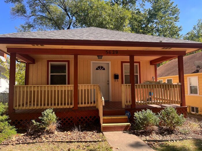 Foto principal - 3 Bedroom & 2 Bathroom in Kansas City!