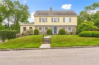 Building Photo - 160 Ann Mary Brown Dr
