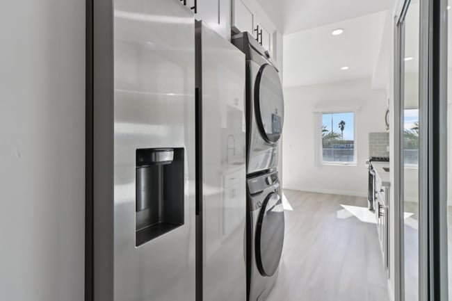 Building Photo - 2341 Ulric St