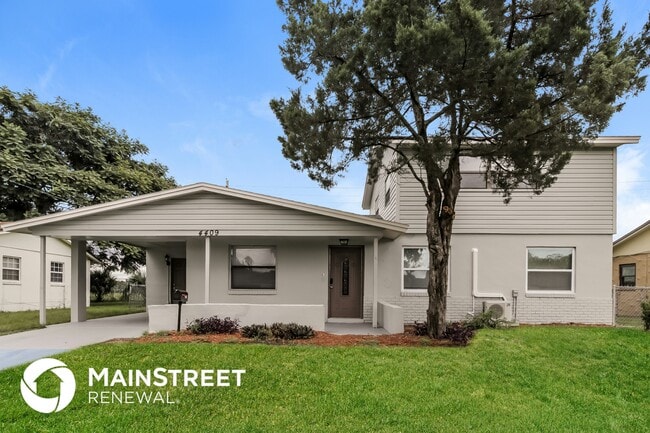 Building Photo - 4409 Cepeda St