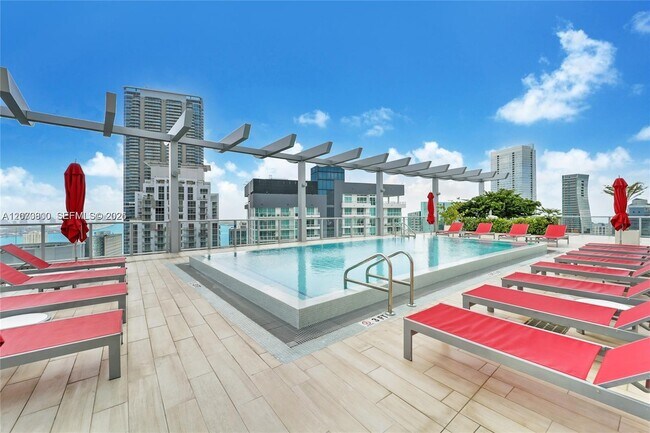 Foto del edificio - 1100 S Miami Ave