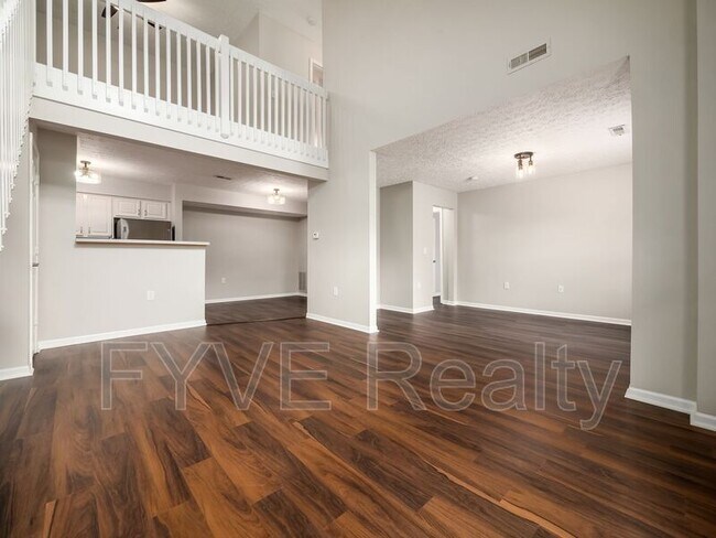 Building Photo - 2980 Glenloch Cir