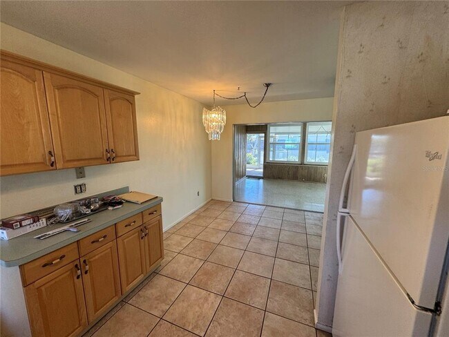 Foto del edificio - 264 Glen Oak Rd