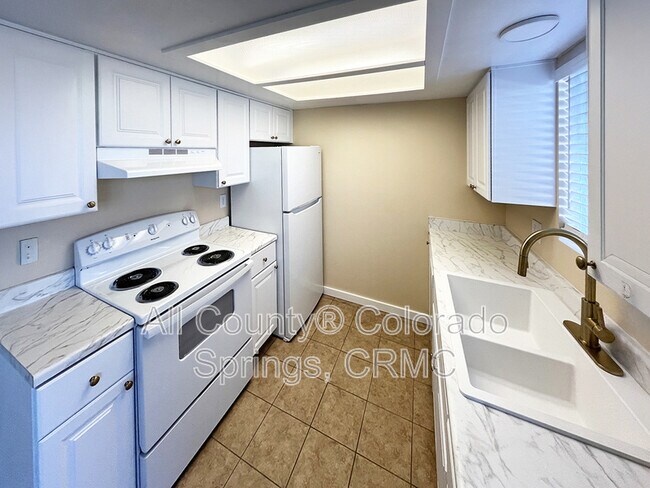 Foto del edificio - 3074 Starlight Cir