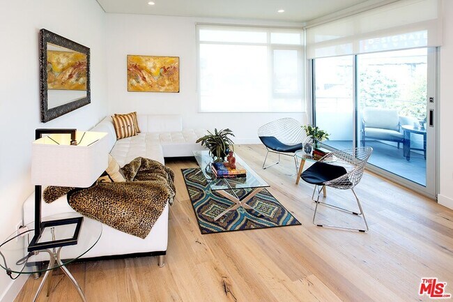 Foto del edificio - 938 Orange Grove Ave
