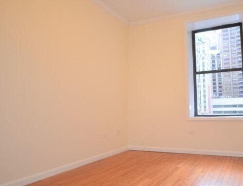 Primary Photo - 64 W 56th St