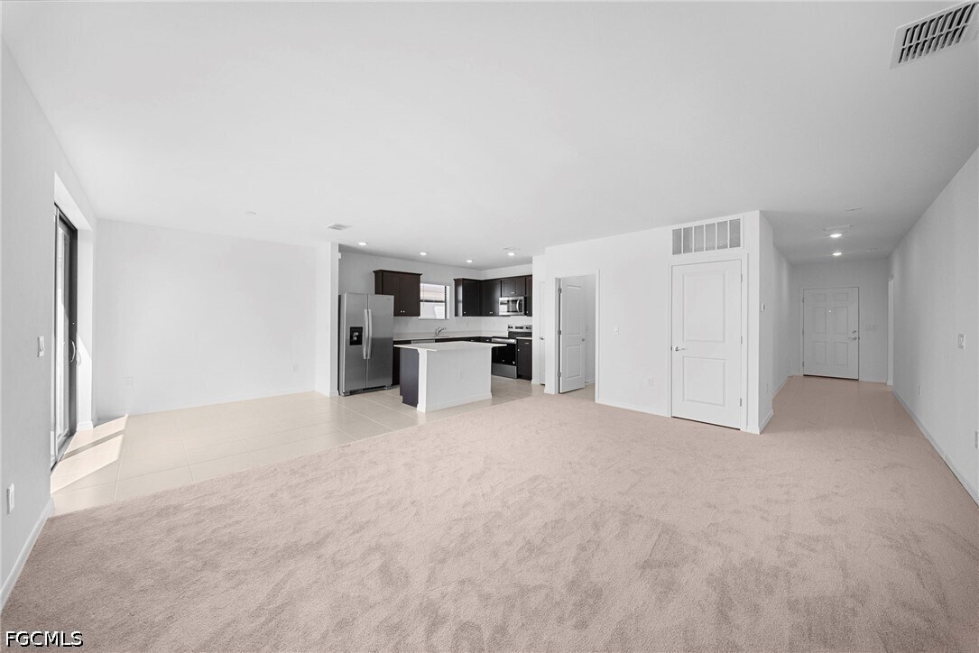 Building Photo - 270 Silent Lk Dr