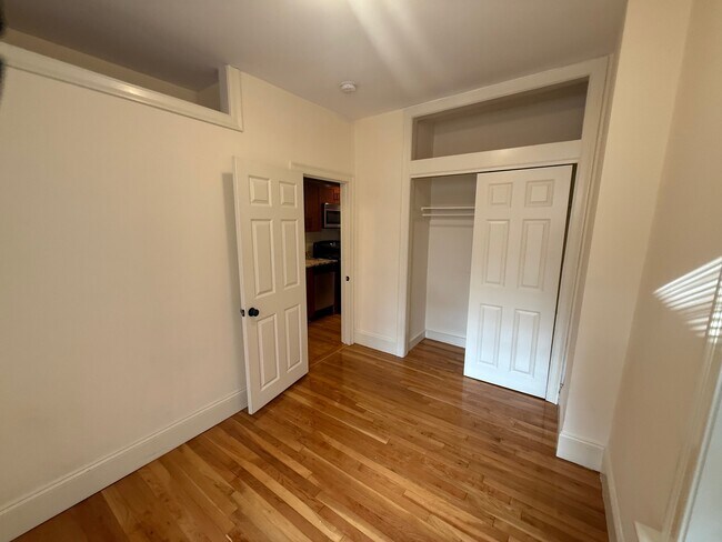 Foto del edificio - 94 West Cedar St