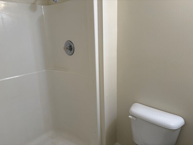 Foto del edificio - 303 Caldwell Cir