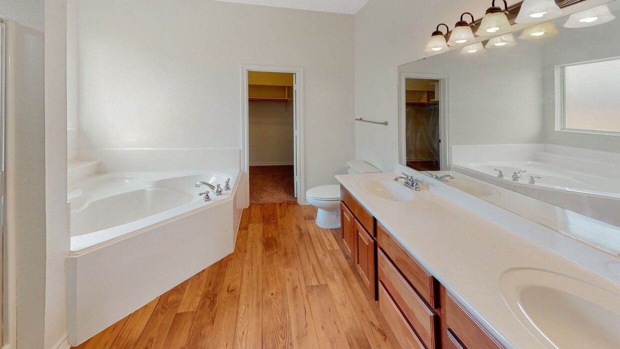 4 bedroom home in Dove Crossing - 4 bedroom home in Dove Crossing