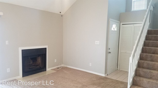 Building Photo - 3723 S Lake Orlando Pkwy