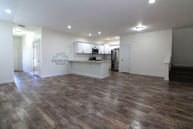Foto del edificio - 1041 S Cedar Pl