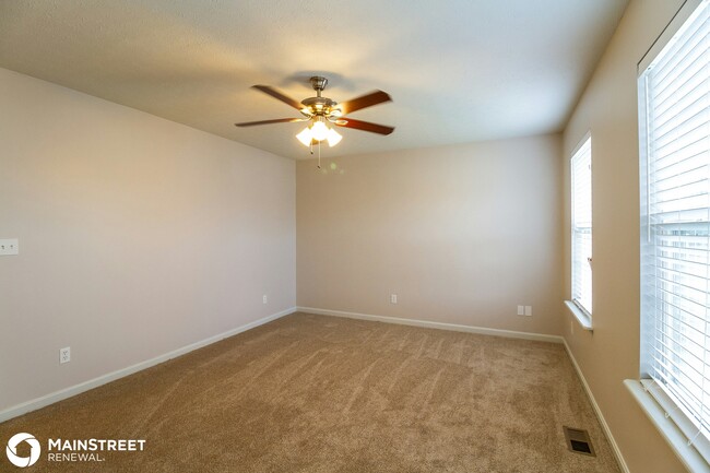 Foto del edificio - 9010 Sagebrush Ct