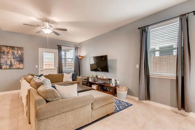 Foto del edificio - 11707 Prado Ranch Blvd