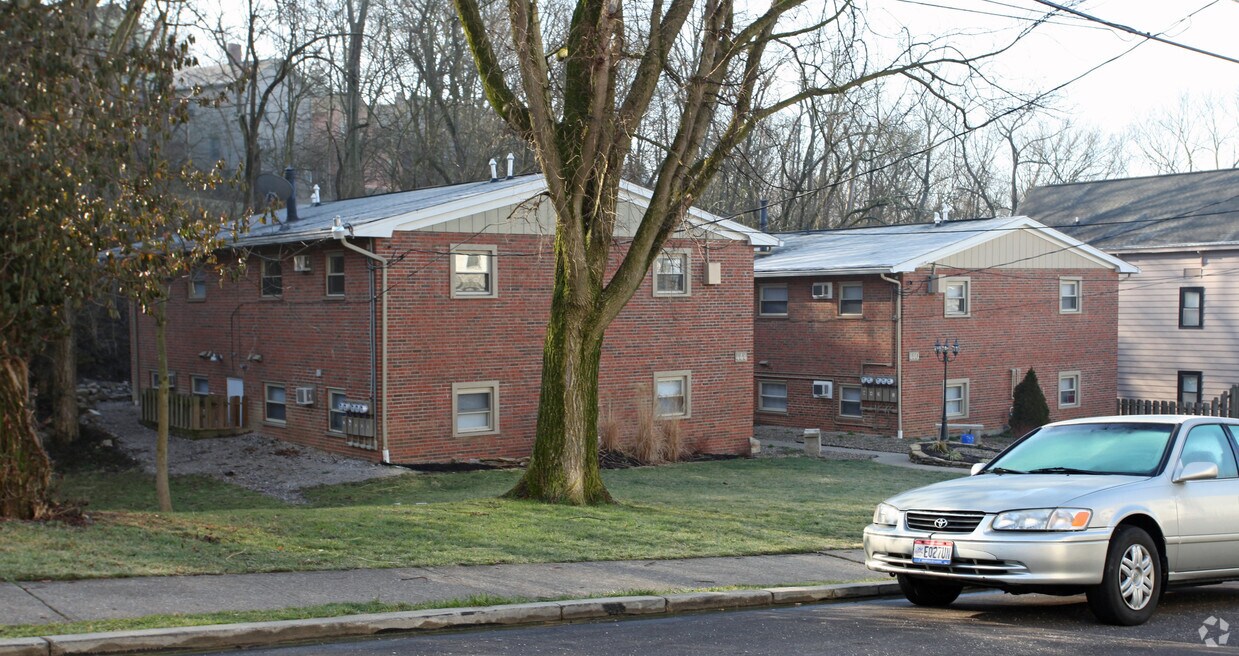 Building Photo - 440-444 Stanley Ave