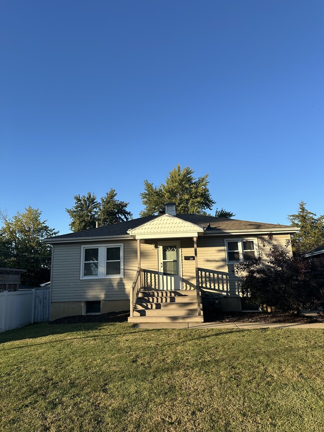 Foto del edificio - 220 Thornton St