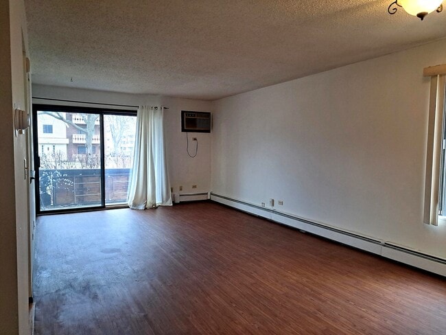 Building Photo - 13 Timber Ln