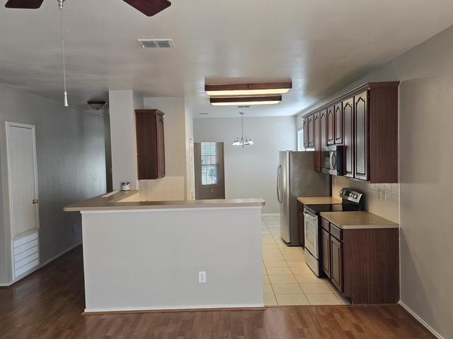 Foto del edificio - 4623 Southampton Blvd