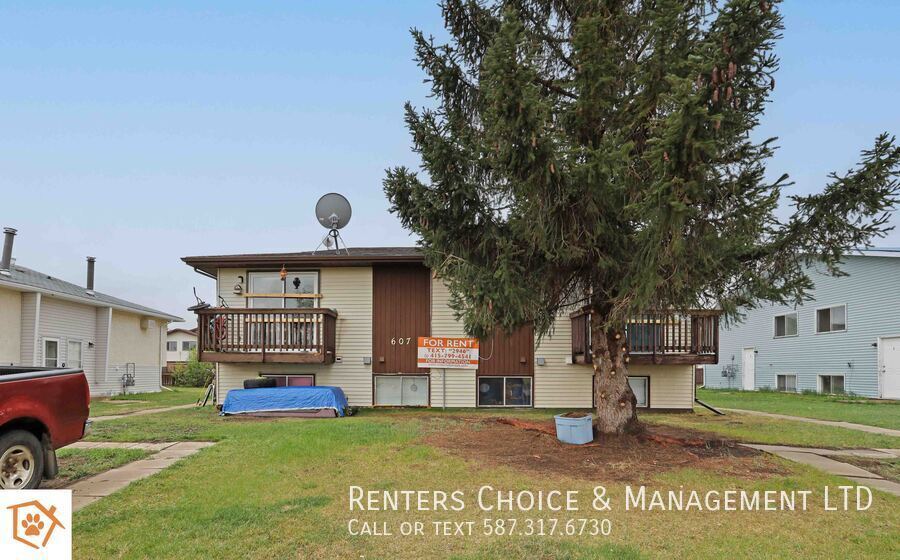 Primary Photo - 3 Bedroom Unit With Assigned Parking
