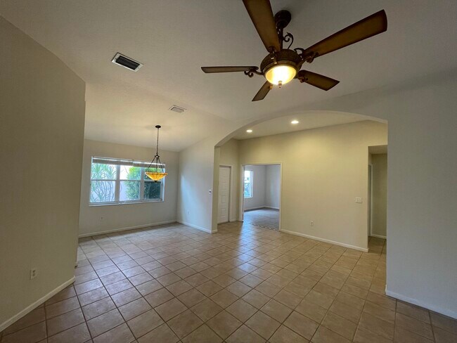 Foto del edificio - 5140 Marla Dr