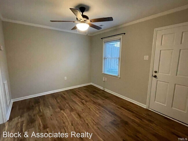 Building Photo - 3 br, 2.5 bath House - 5551 Hamstead Cross...