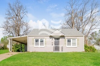 Building Photo - 7924 Olive St