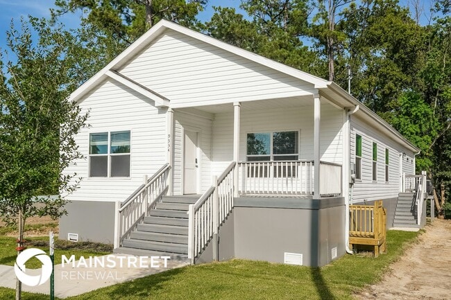 Foto del edificio - 9334 Crestview Dr