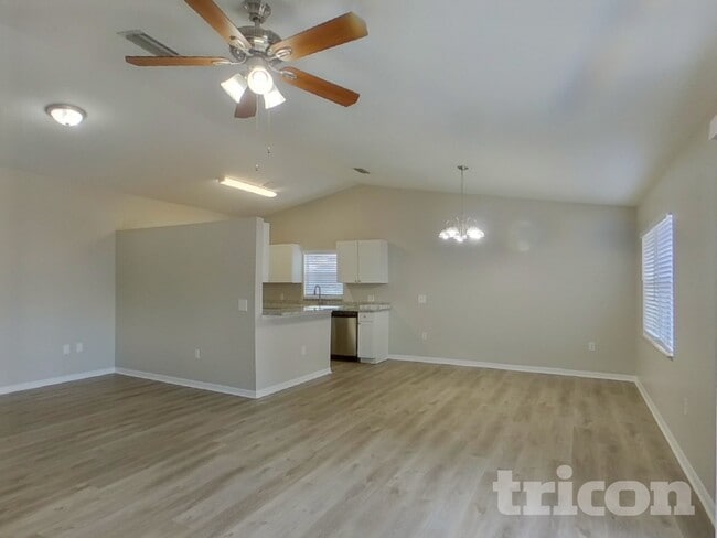 Foto del edificio - 216 Cobalt Dr