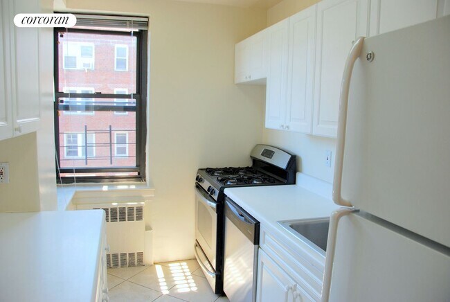 Foto del edificio - 109-23 71st Rd