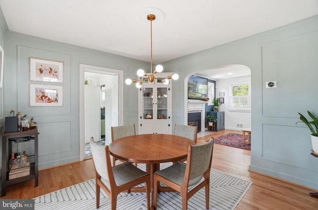 Building Photo - 115 S Kensington St