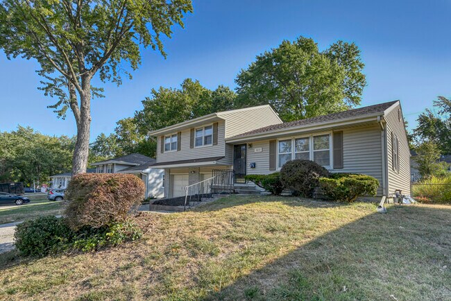 Foto del edificio - 5031 N Woodland Ave