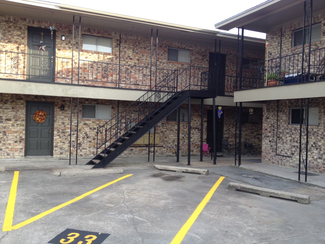 Primary Photo - 3319 Avenue H