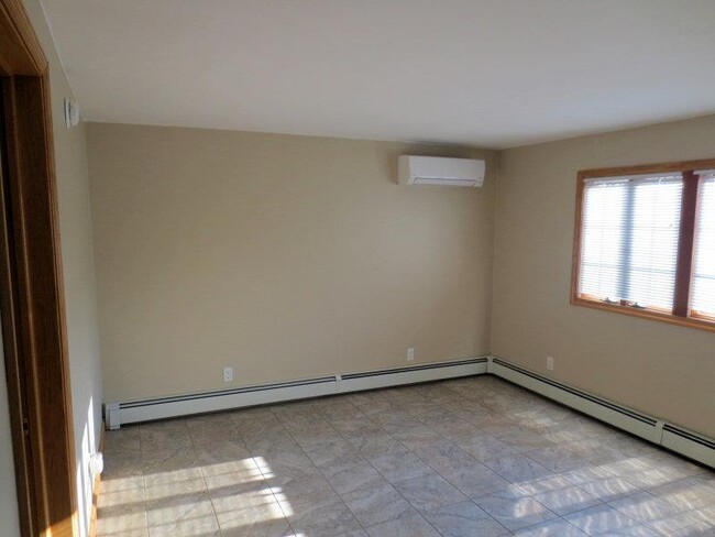 Building Photo - 154 Granada Pky