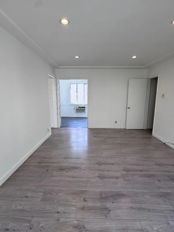 Foto del edificio - 1280 Laurel Ave