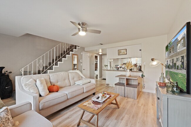 Foto del edificio - 924 Rutledge Dr