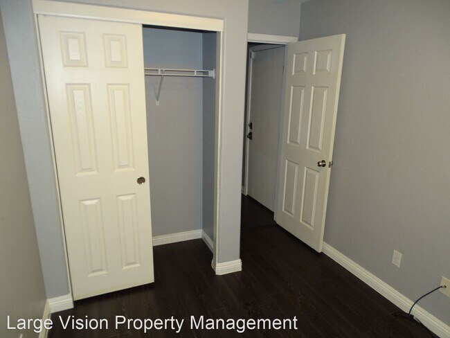 Foto del edificio - 3 br, 3 bath House - 8941 Sally Rose Avenuw
