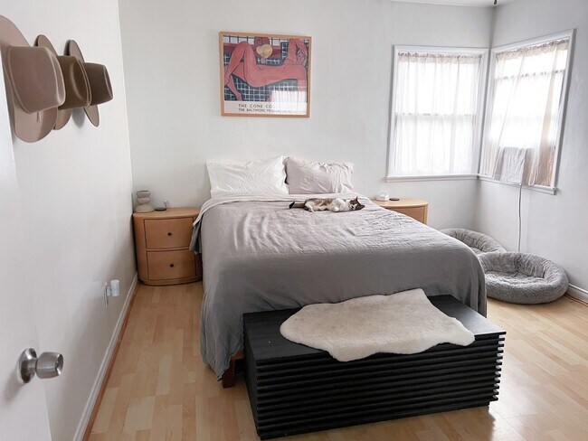 Dormitorio principal - 2215 Carmona Ave