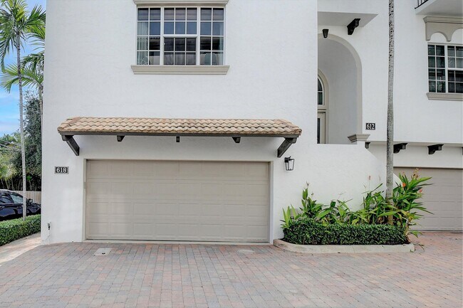 Foto del edificio - 618 Renaissance Ln