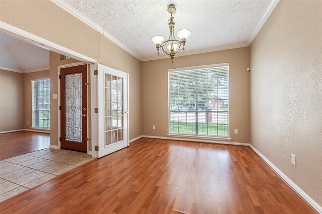 Foto del edificio - 4010 Longway Estates Ct