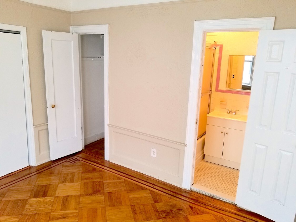 Primary Photo - 238 86th St