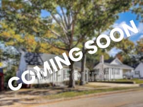 Building Photo - 465 Arch Dr