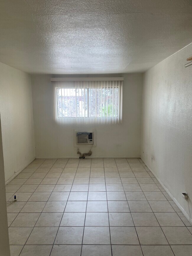 Foto del edificio - 840 King Richard Ave