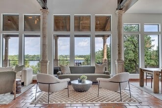 Building Photo - Muir Lake