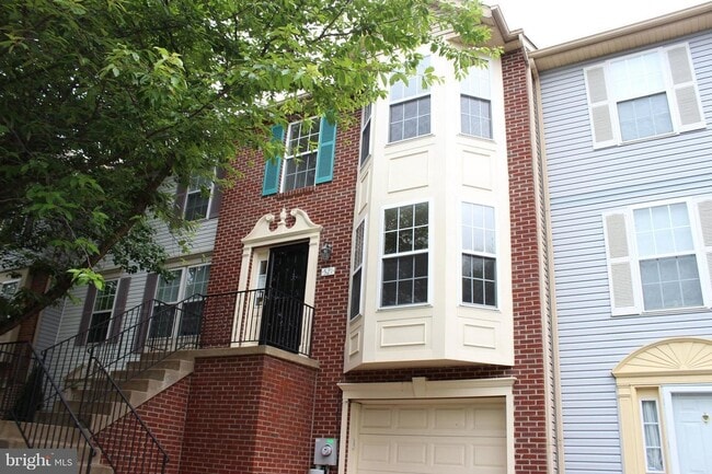 Building Photo - 521 Primus Ct