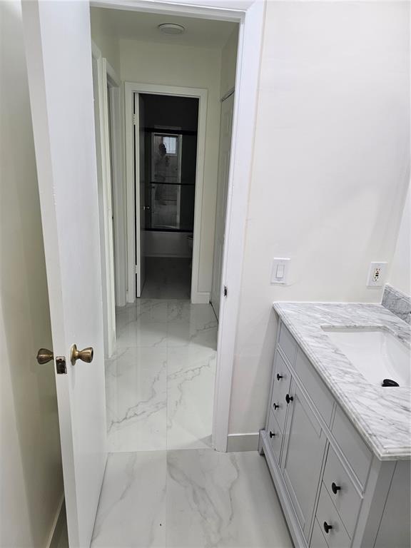 Foto del edificio - 3800 NW 110th Ave