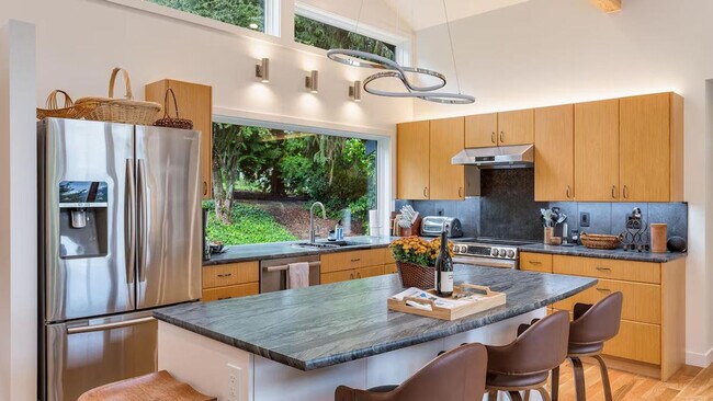 Foto del edificio - 13006 NE 149th St