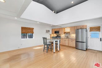 Building Photo - 6631 Colgate Ave