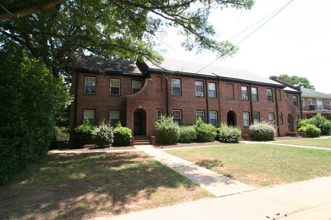 Building Photo - 100 Horne St